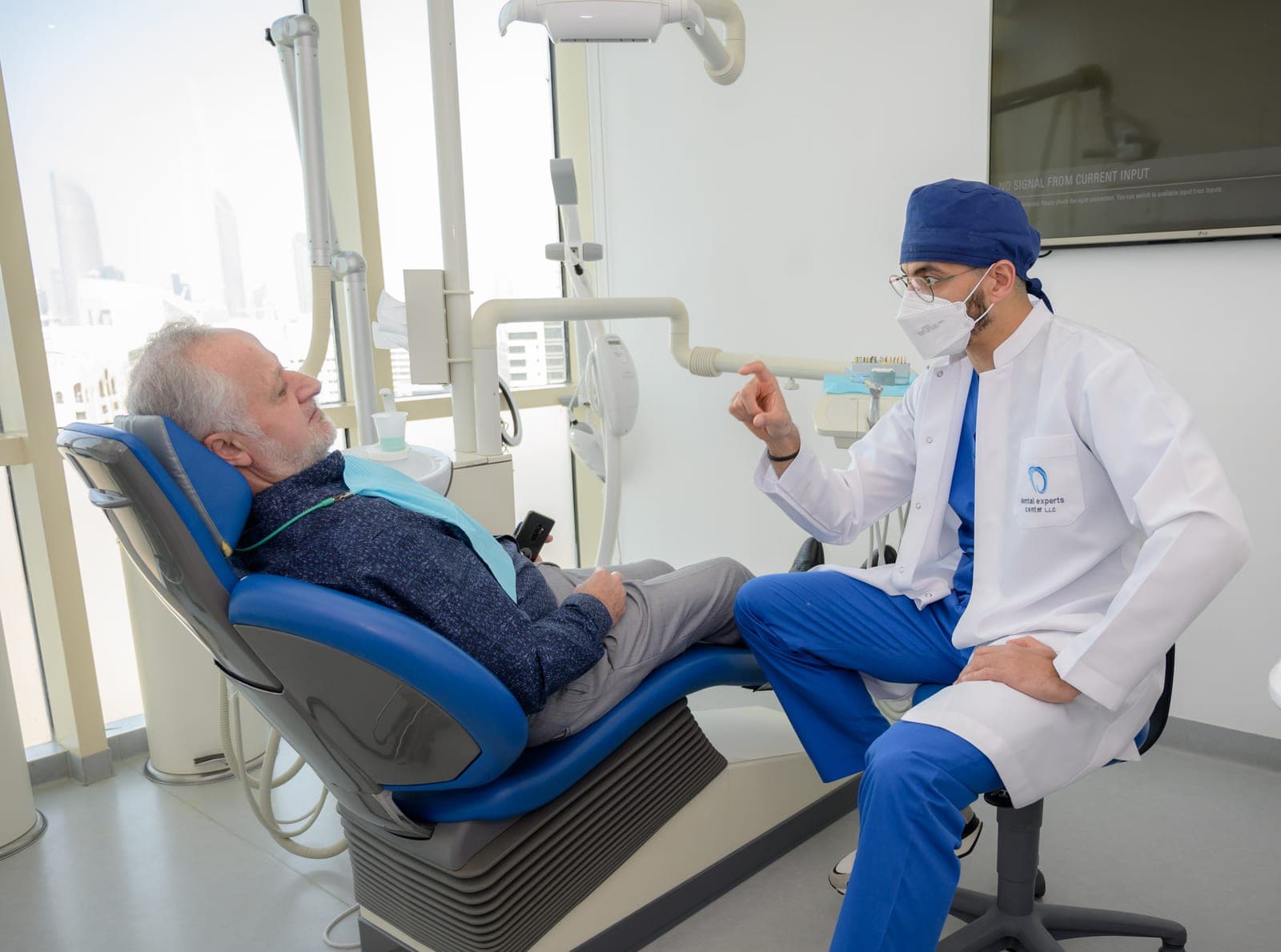 Dr. Michel Al Haddad au travail
